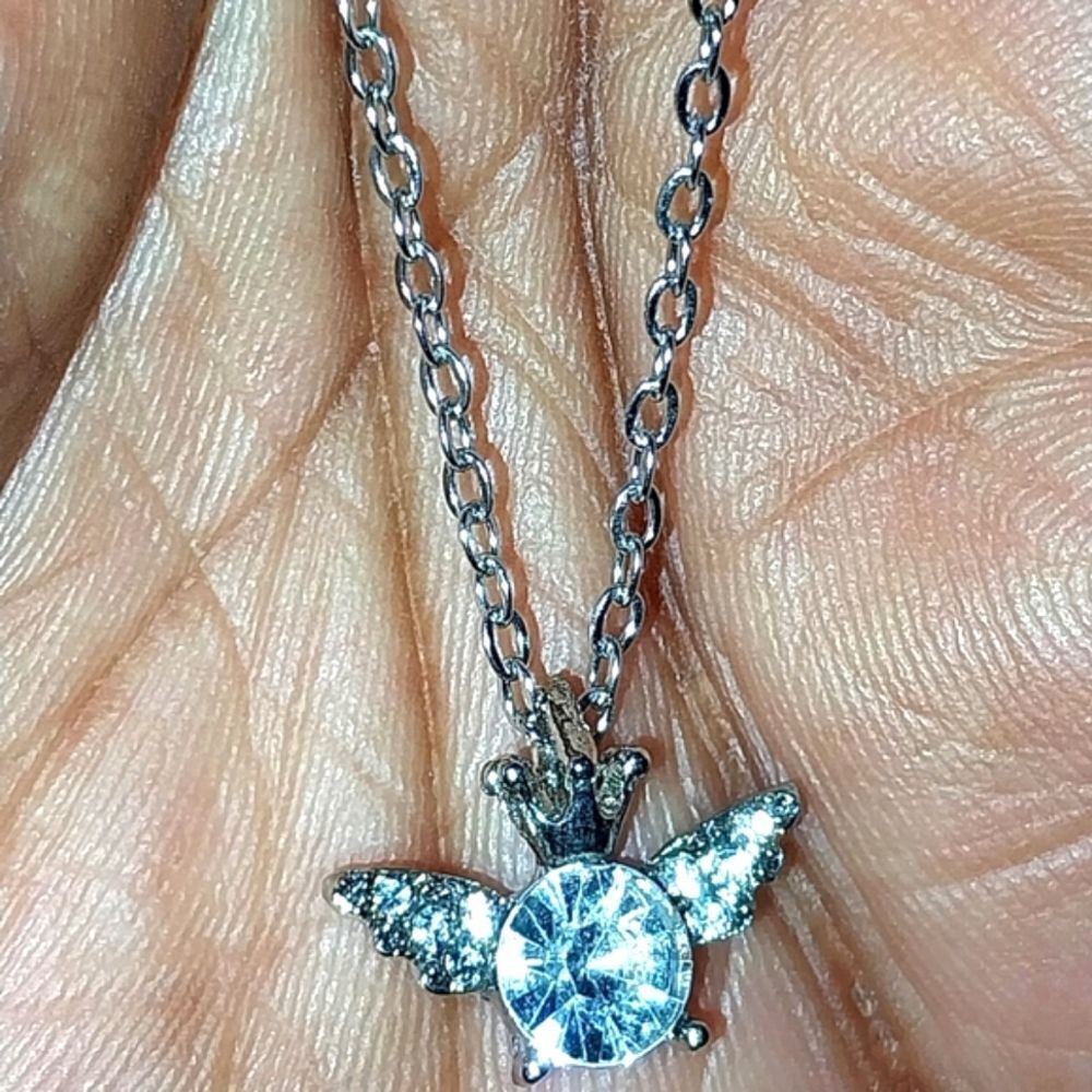 Elegant Vintage Pendant Necklace For Women  and Girls